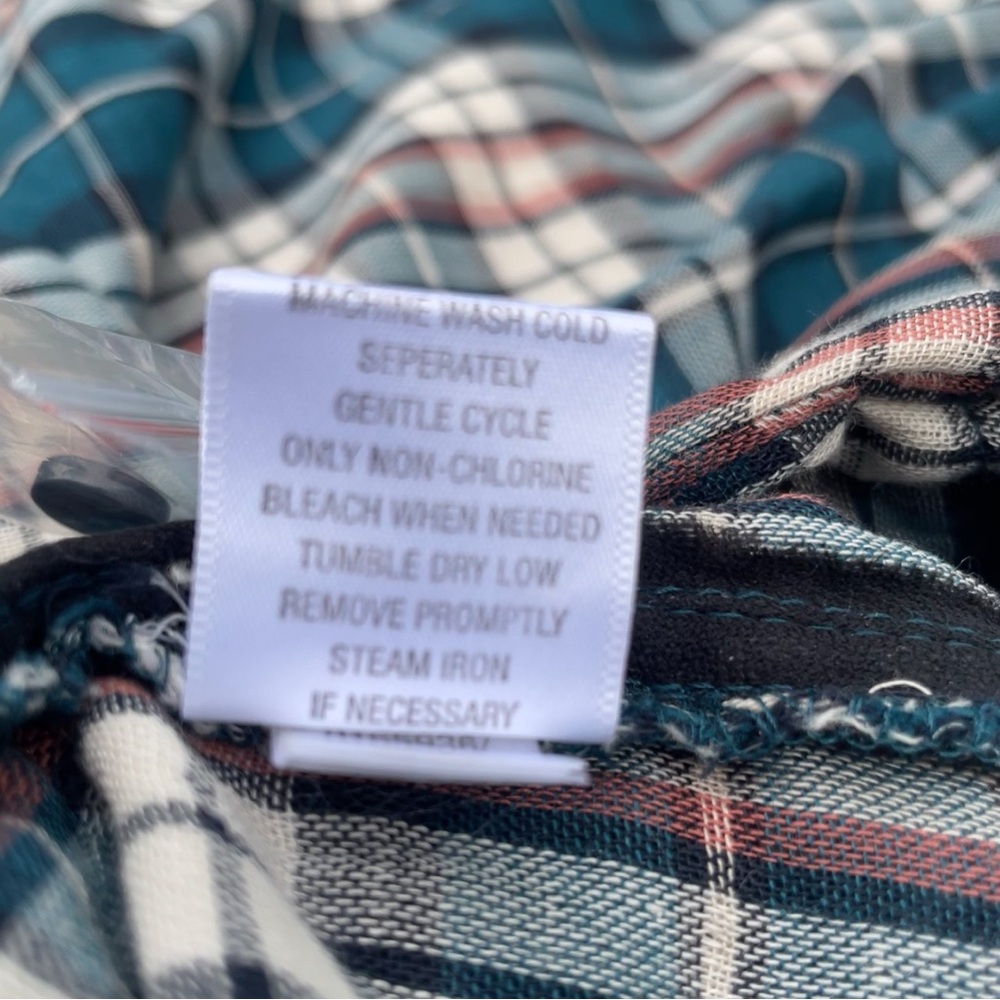 Garnet Hill - Plaid V-Neck Popover Womens Shirt- L - XL -100% Organic Cotton - Picture 4 of 12